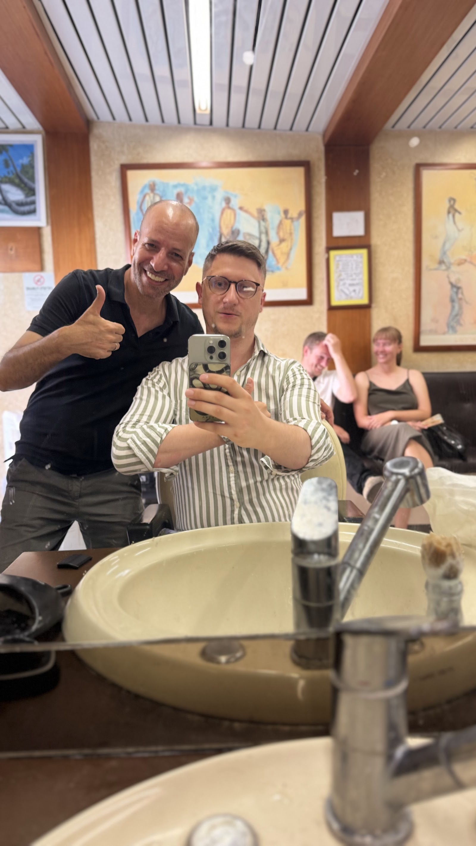 Interno del Barber Shop Campo de' Fiori